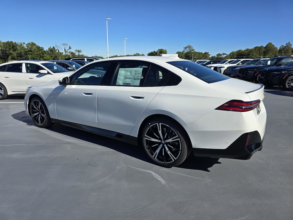 New 2026 BMW 530i Sedan