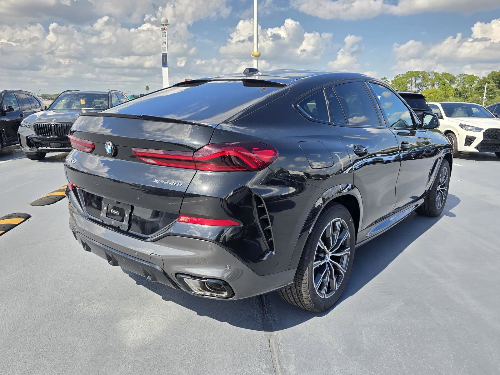 2026 Bmw X6 xDrive40i photo 2