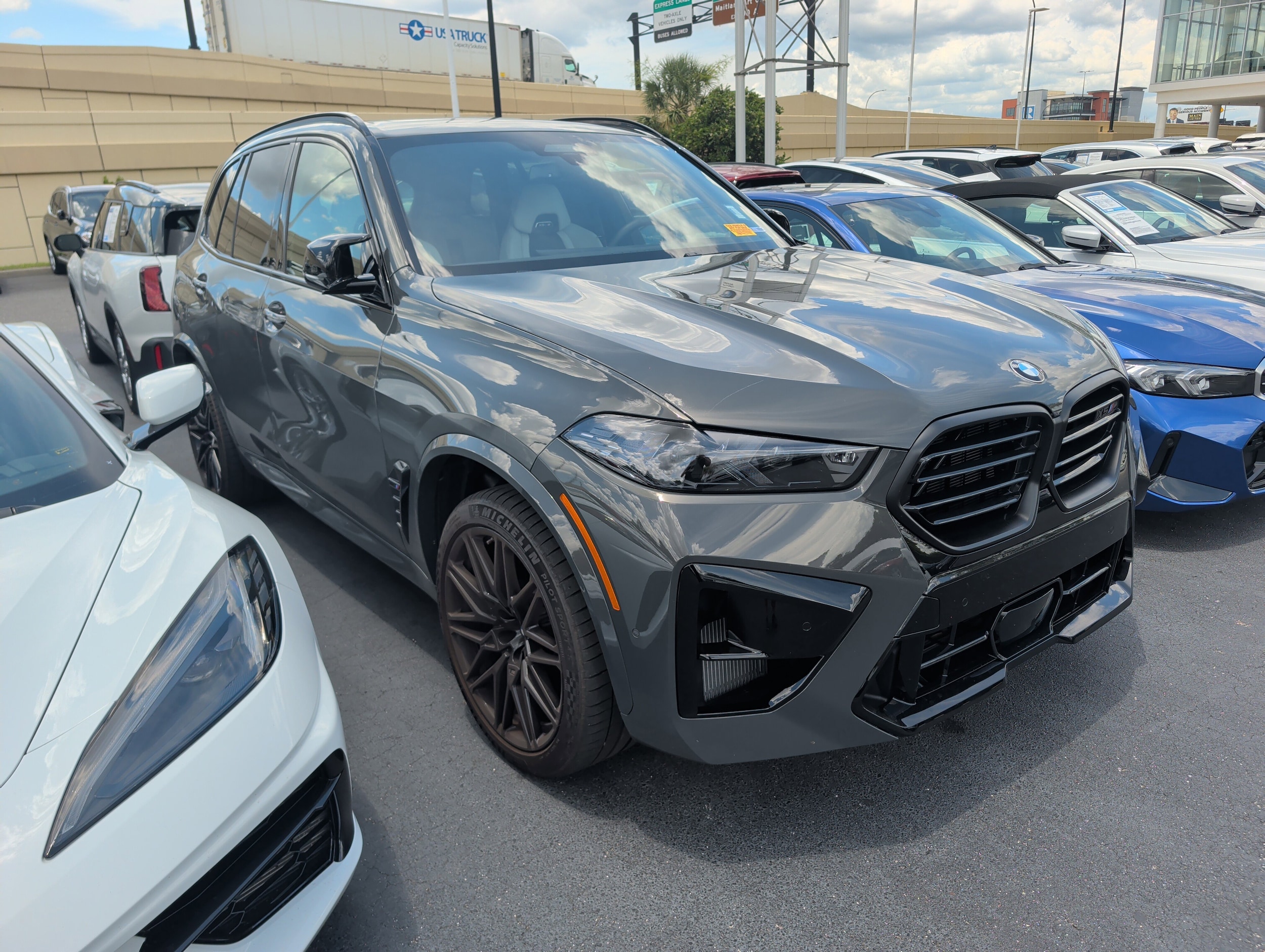 2026 BMW X5 M Competition's photo
