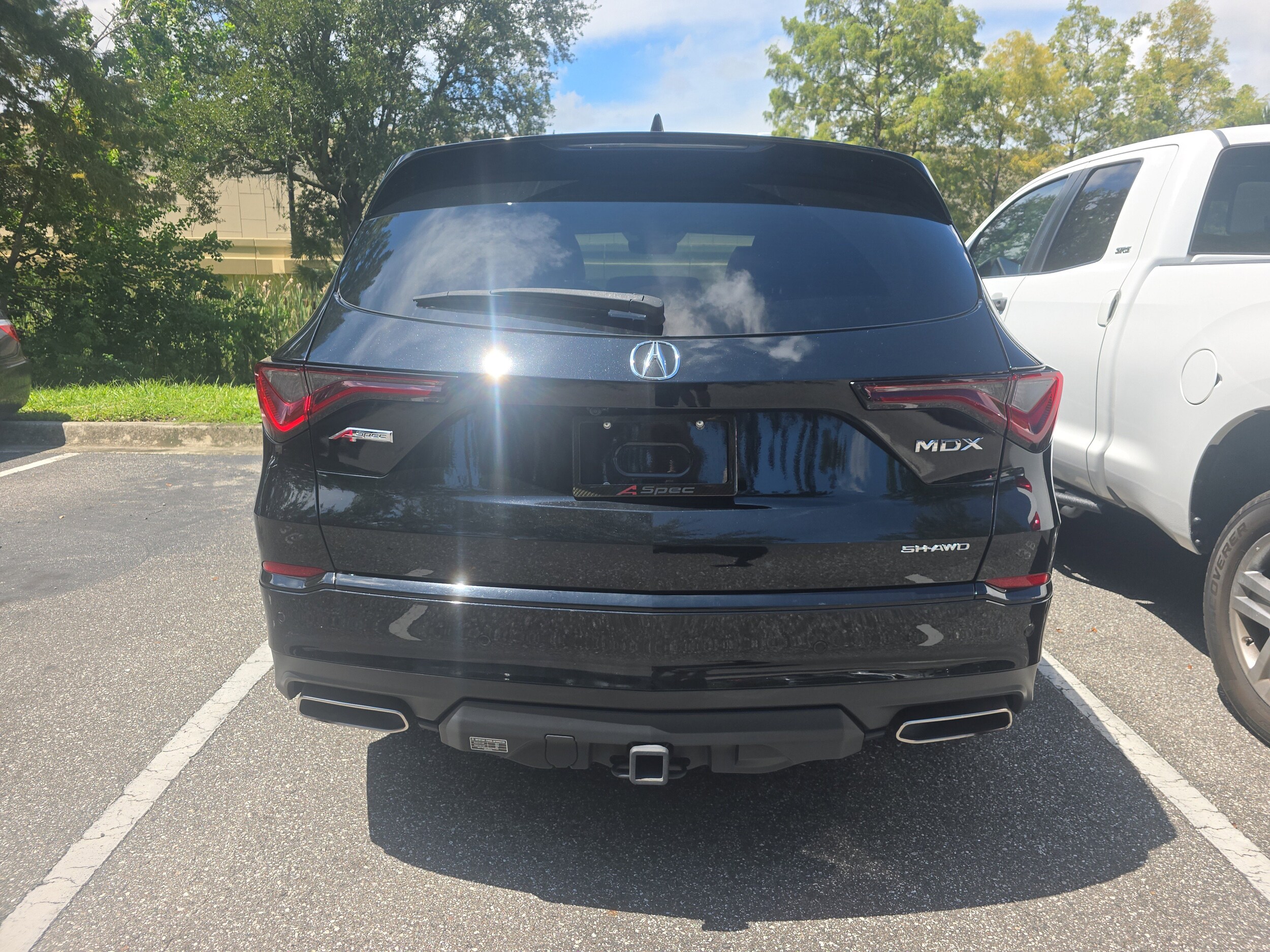 2022 Acura MDX SH-AWD A-Spec photo 3