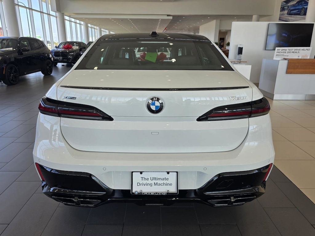 New 2025 BMW 760i xDrive Sedan