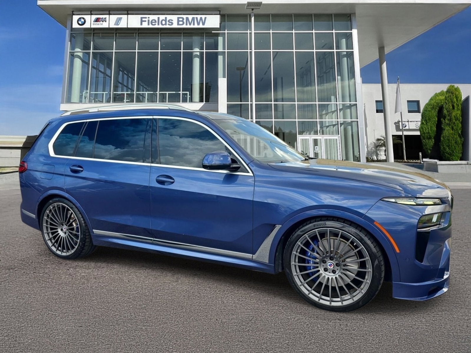 2024 BMW X7 ALPINA XB7's photo