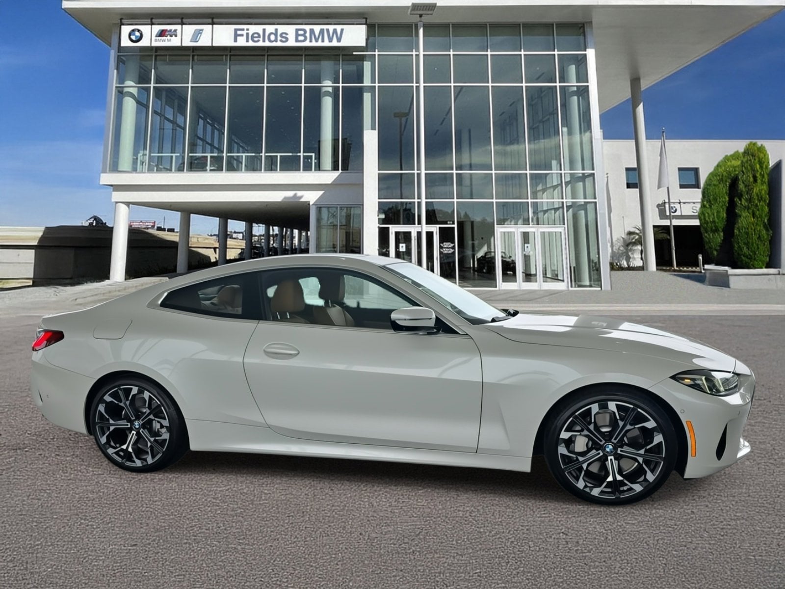2025 BMW 4 Series 430i's photo