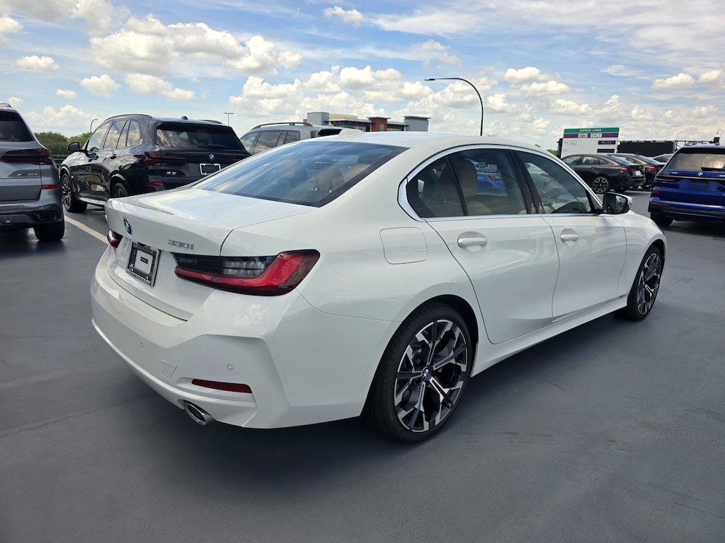 New 2026 BMW 330i xDrive Sedan