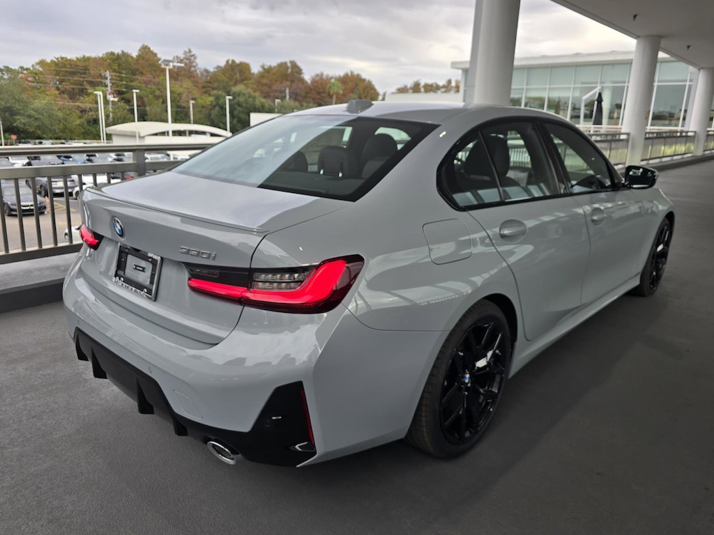 New 2026 BMW 330i Sedan