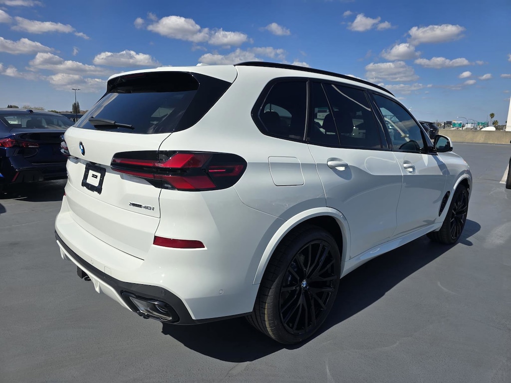 New 2026 BMW X5 xDrive40i SUV