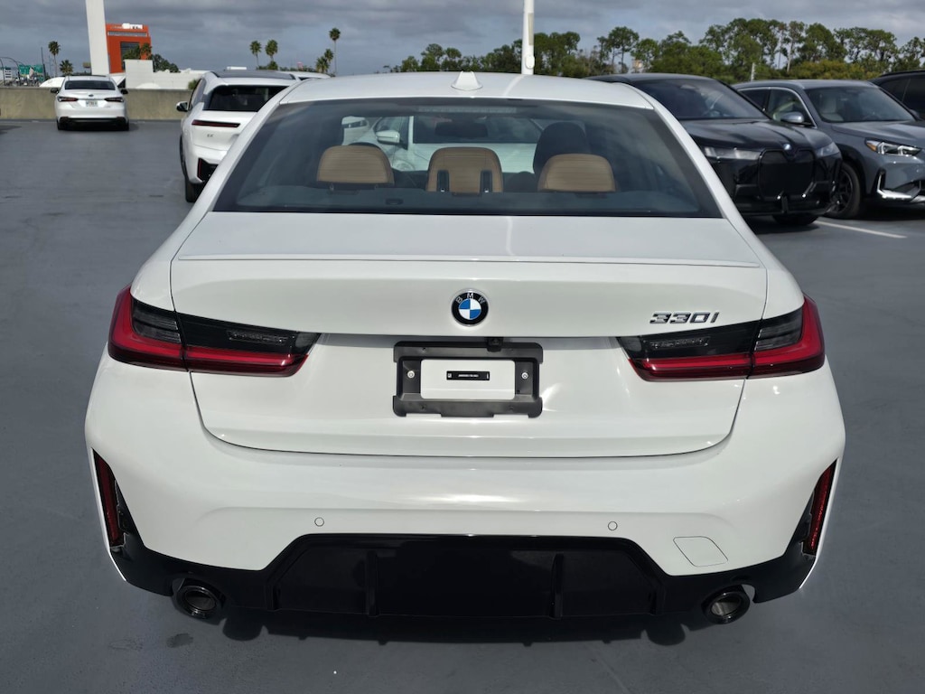 New 2026 BMW 330i Sedan