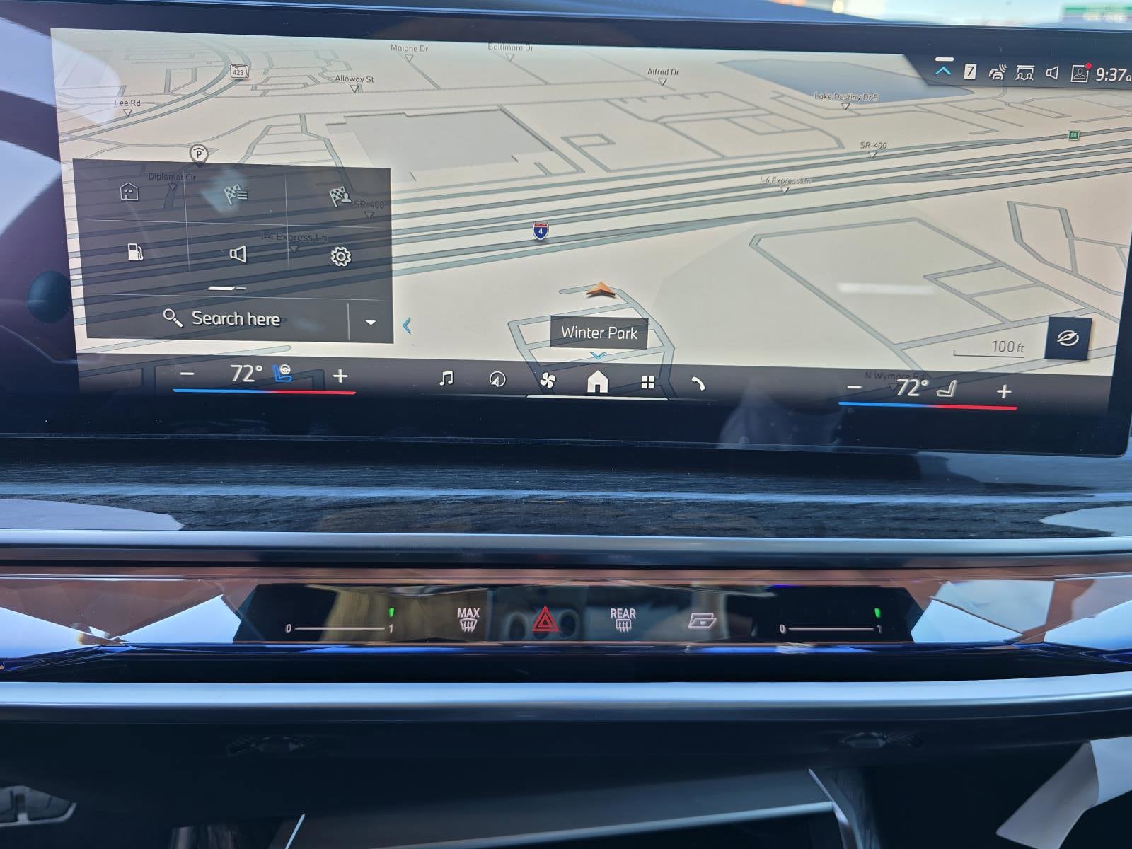 2025 BMW 7 Series 750e - Photo 14