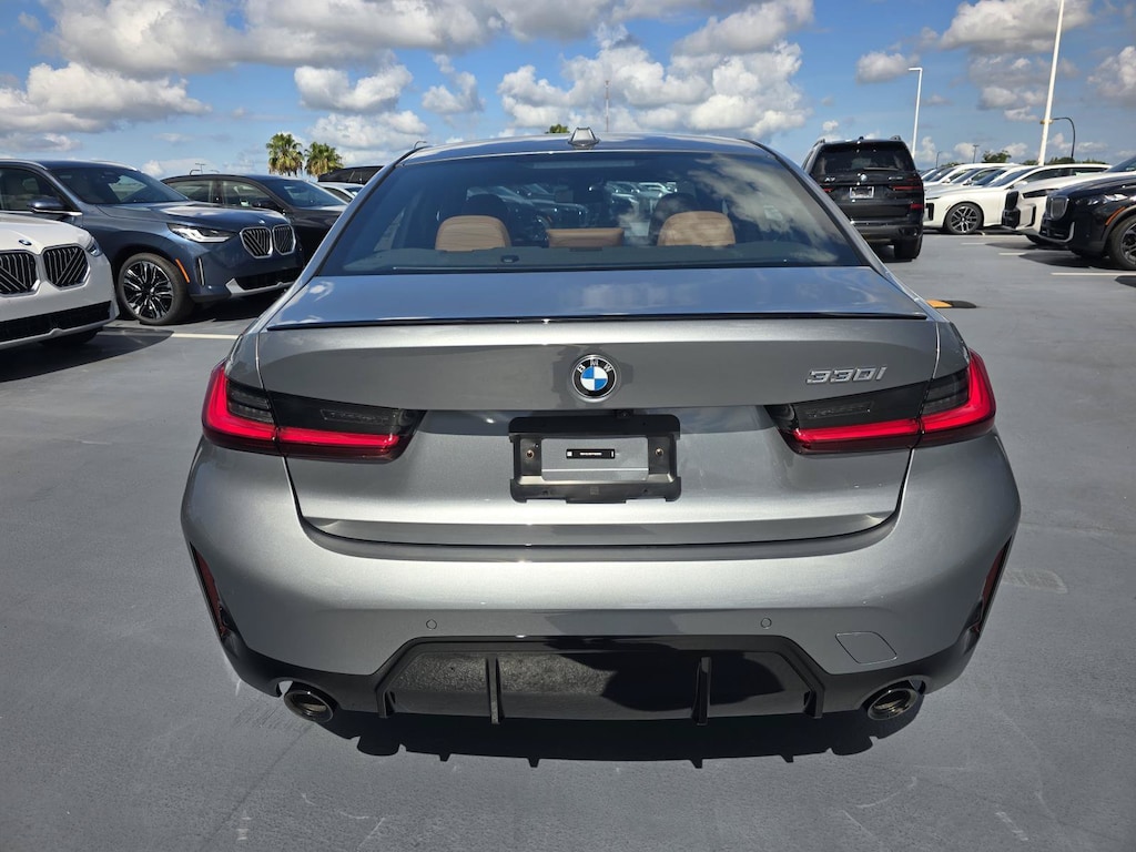 New 2026 BMW 330i Sedan