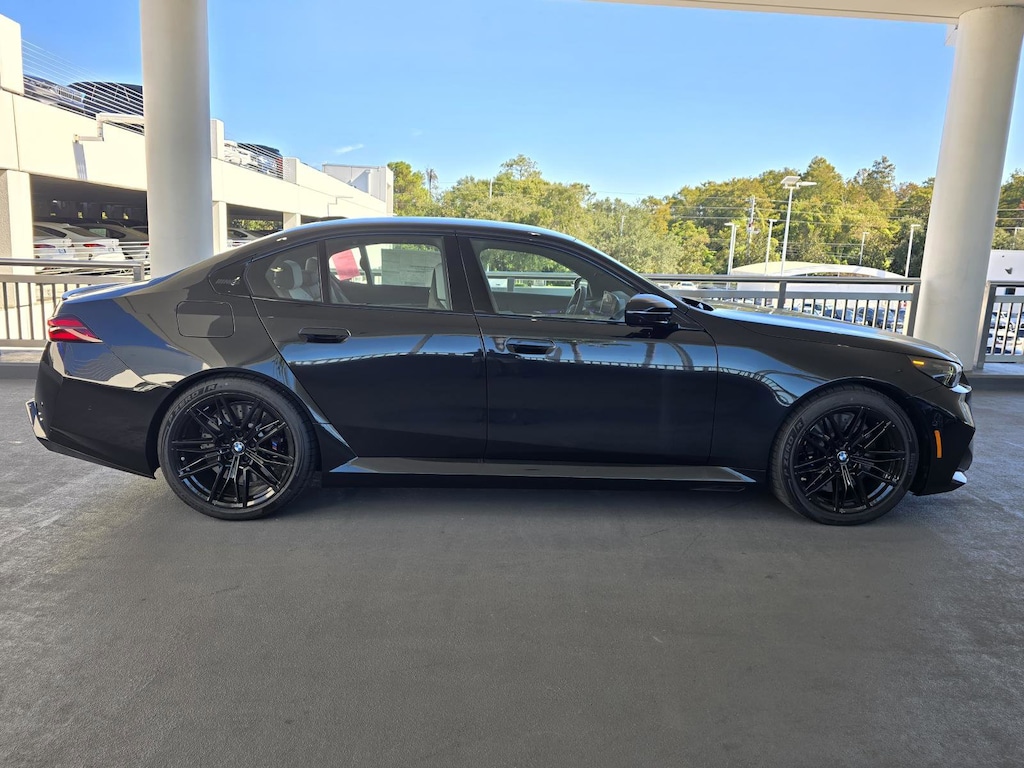 New 2026 BMW M5 Sedan