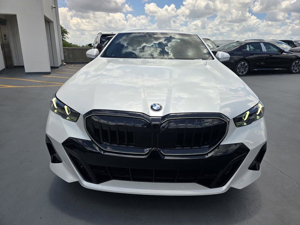 New 2027 BMW 530i Sedan