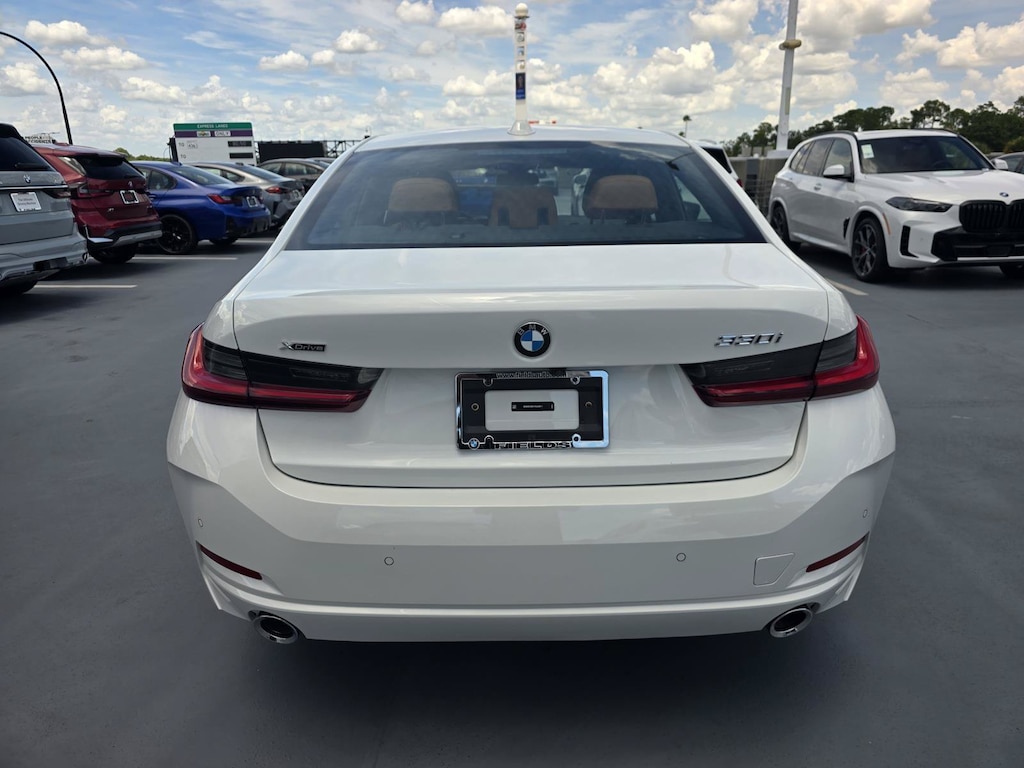 New 2026 BMW 330i xDrive Sedan