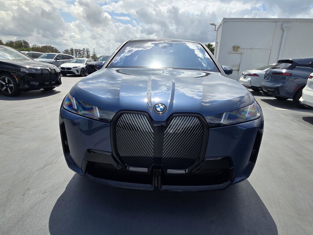 New 2026 BMW iX xDrive60 SUV