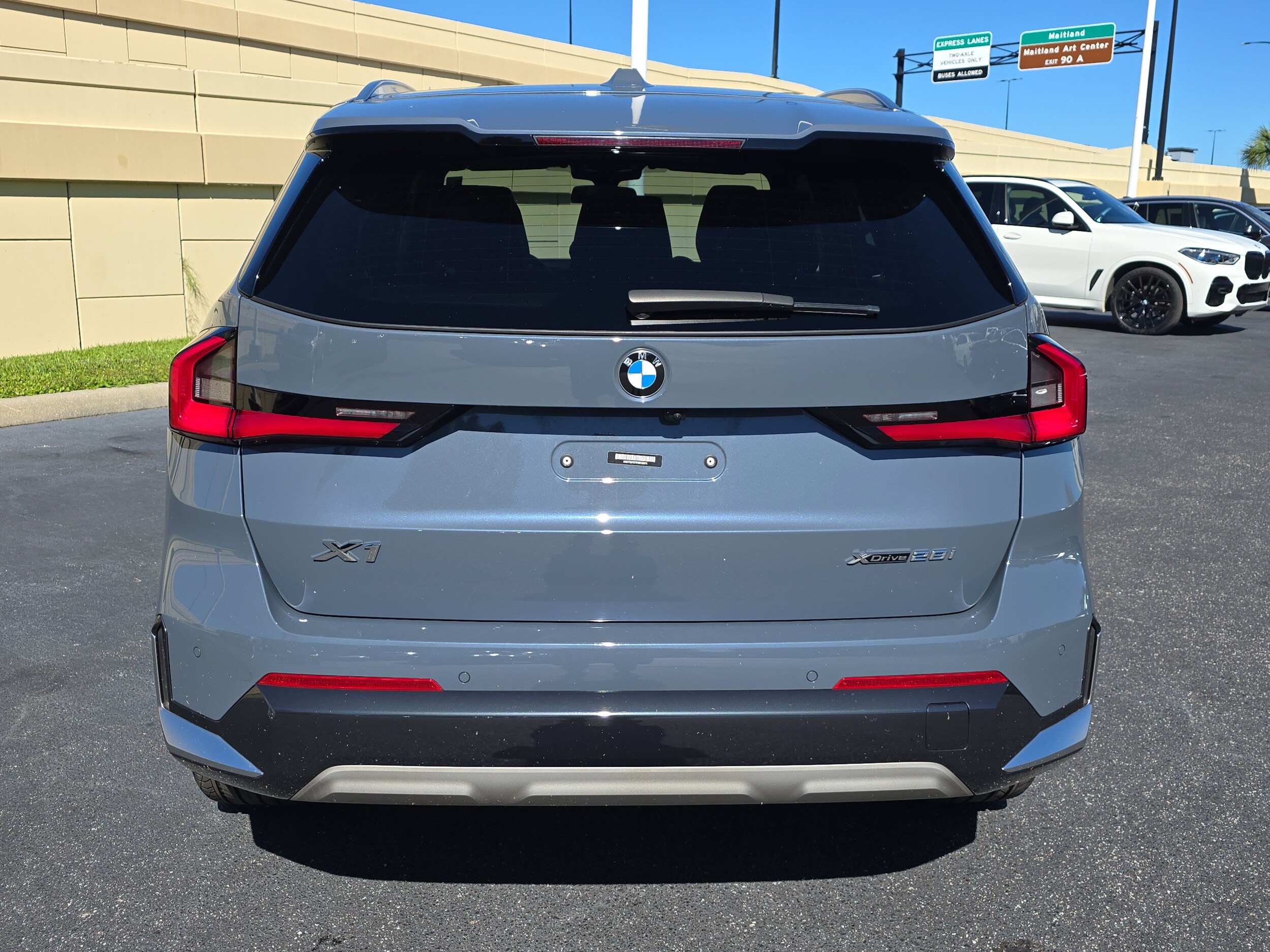 2023 Bmw X1 XDrive28i photo 4