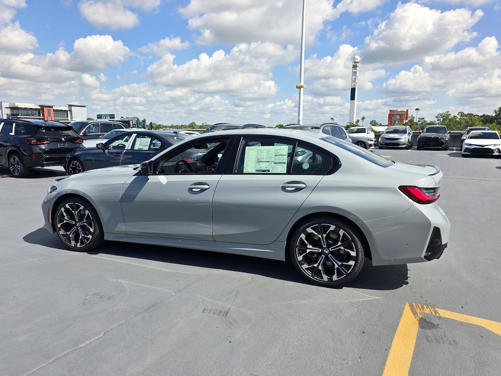 New 2026 BMW 330i Sedan