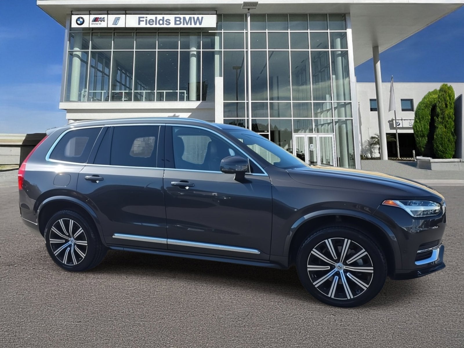 2023 Volvo XC90 Plus