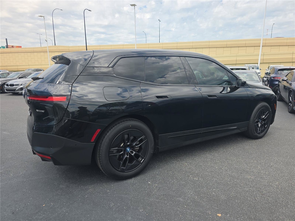 Used 2024 BMW iX xDrive50 xDrive50 Sports Activity Vehicle