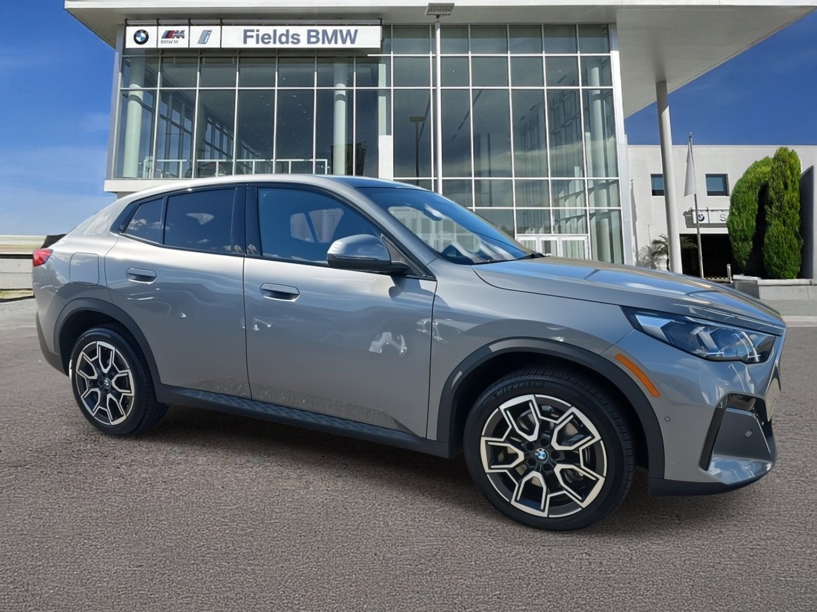 2025 BMW X2 28i's photo