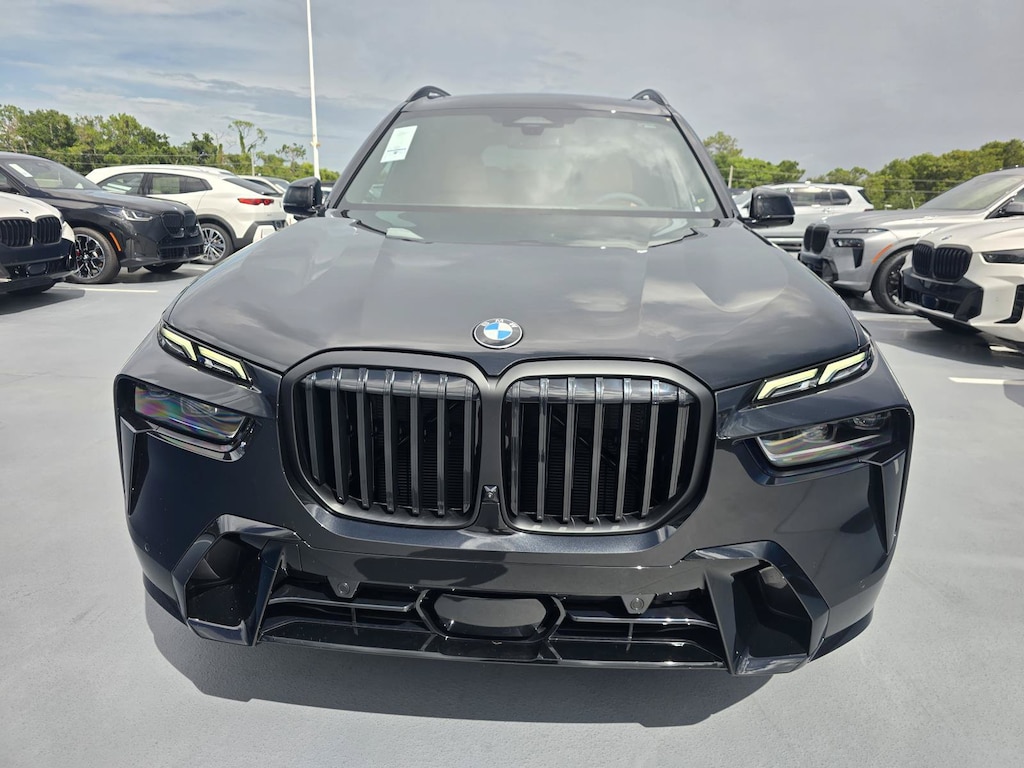 New 2027 BMW X7 xDrive40i SUV