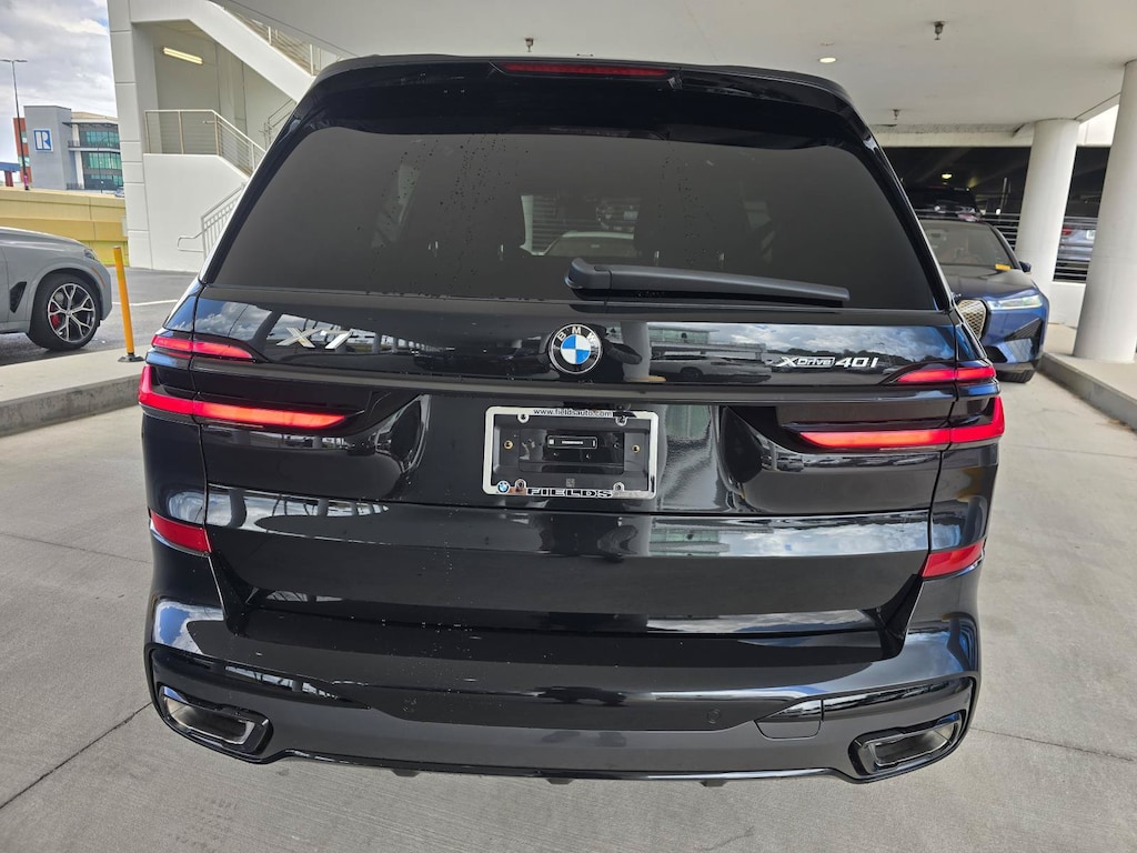 New 2027 BMW X7 xDrive40i SUV