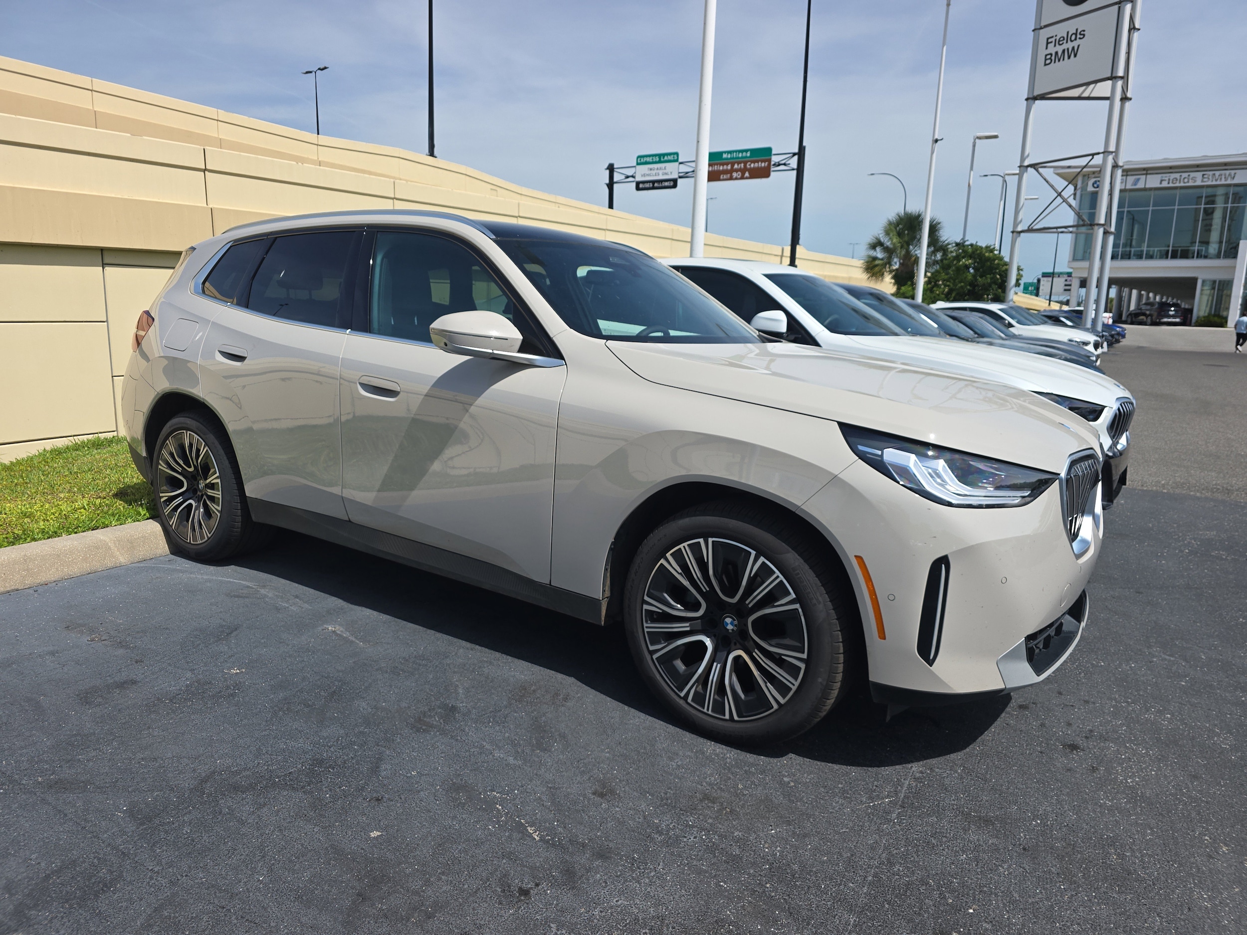 2026 BMW X3 30 XDRIVE's photo