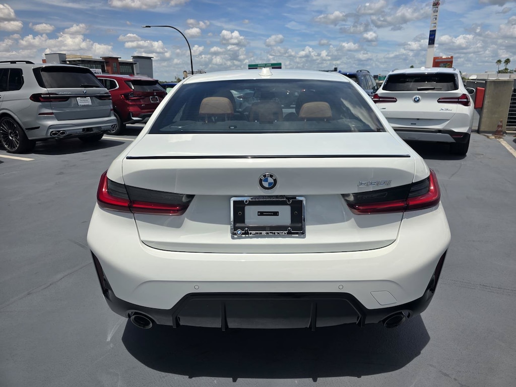 New 2026 BMW 330i Sedan