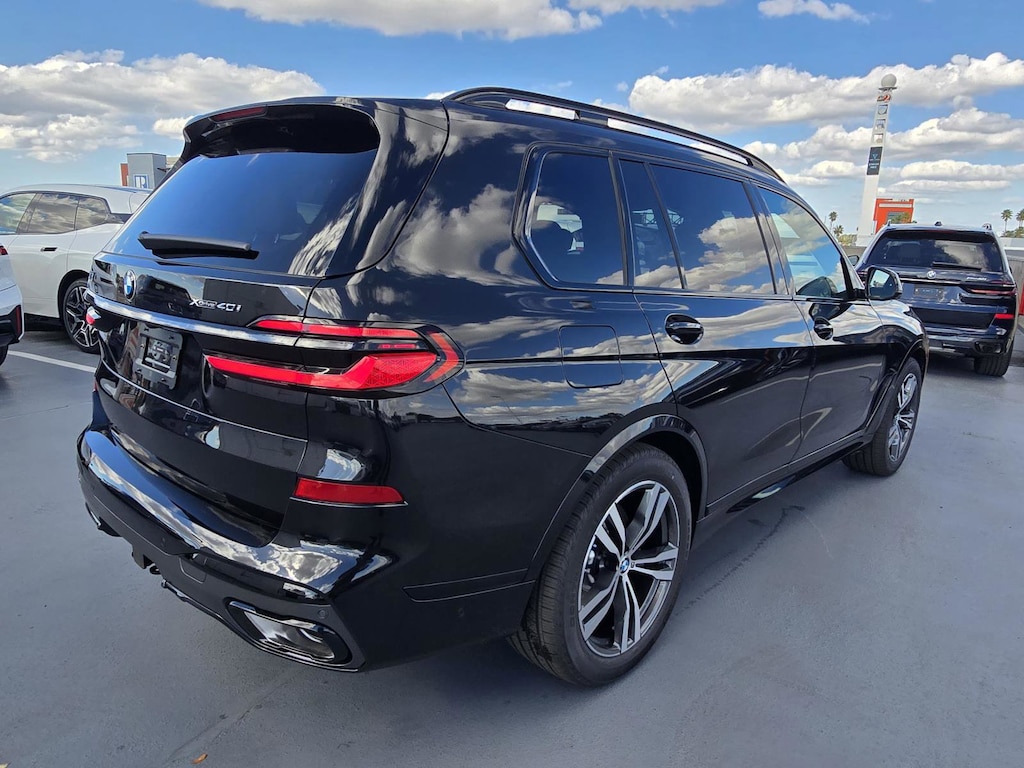 New 2026 BMW X7 xDrive40i SUV