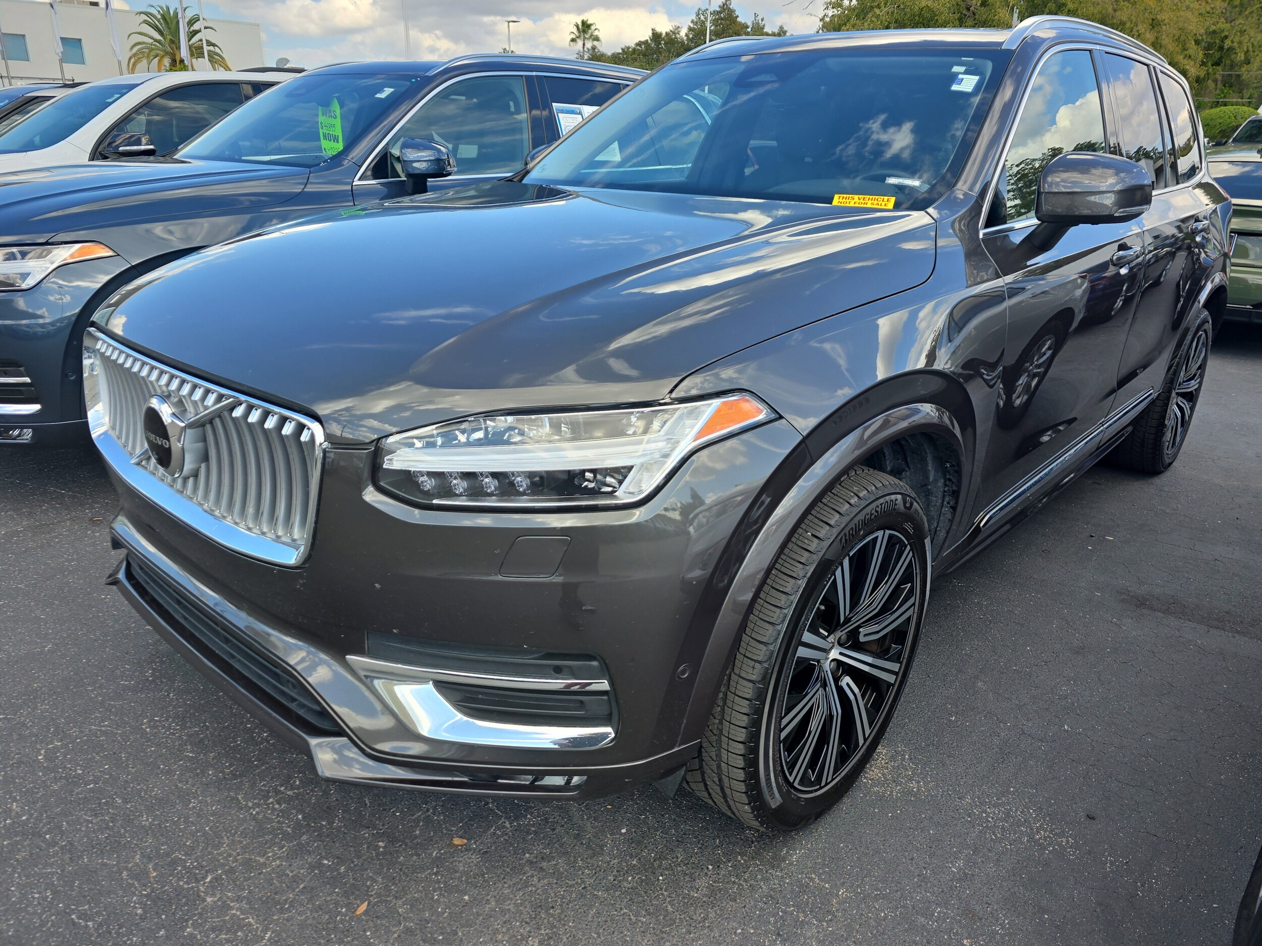 2023 Volvo XC90 AWD Plus photo 3