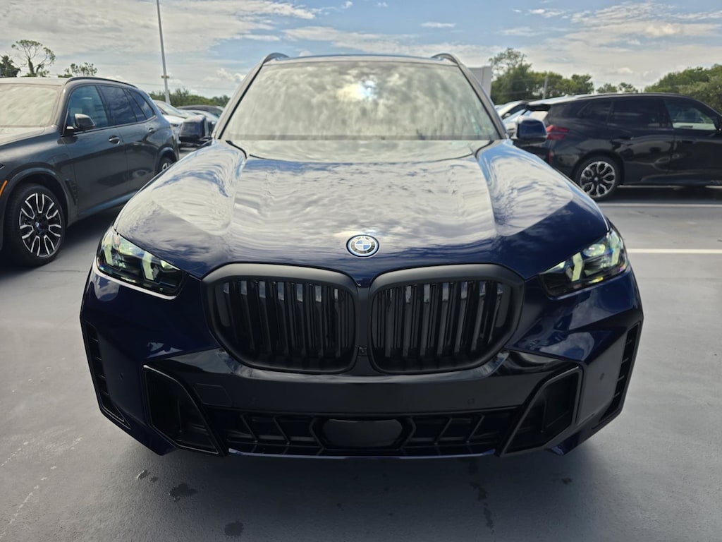 New 2026 BMW X5 PHEV xDrive50e SUV