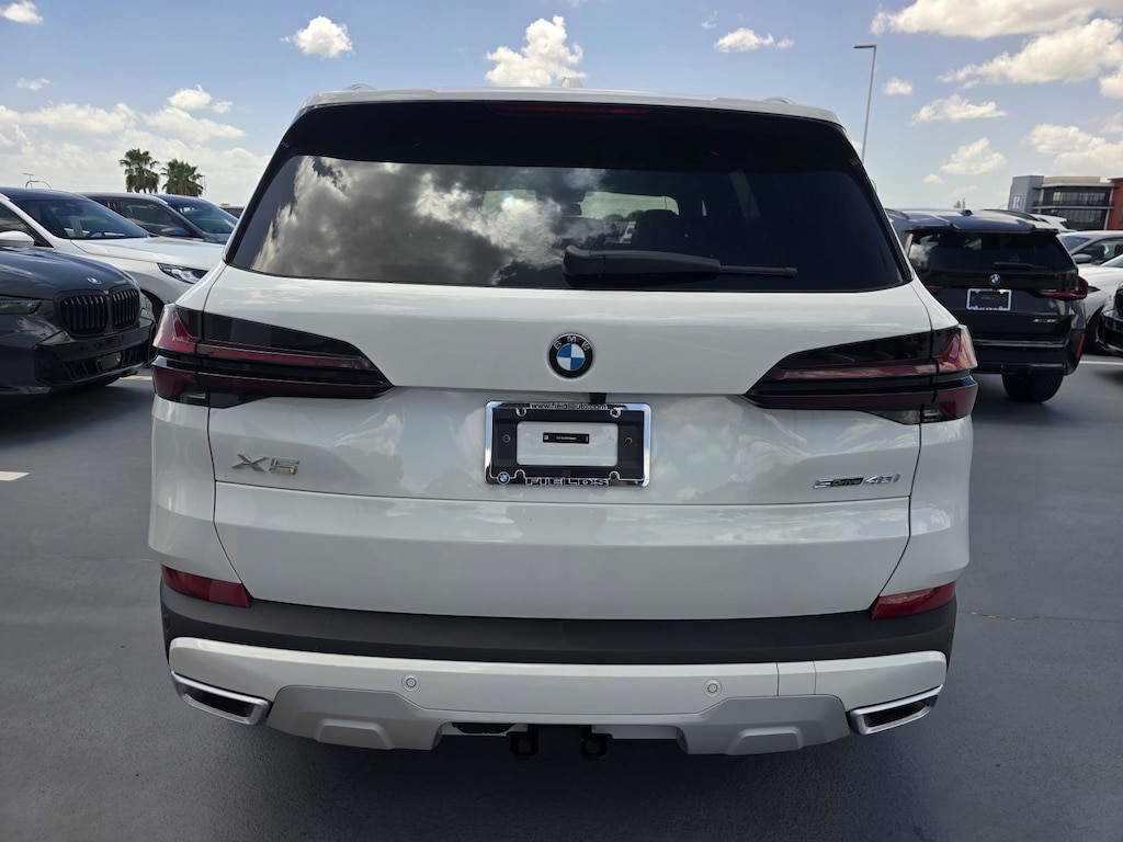 New 2026 BMW X5 sDrive40i SUV