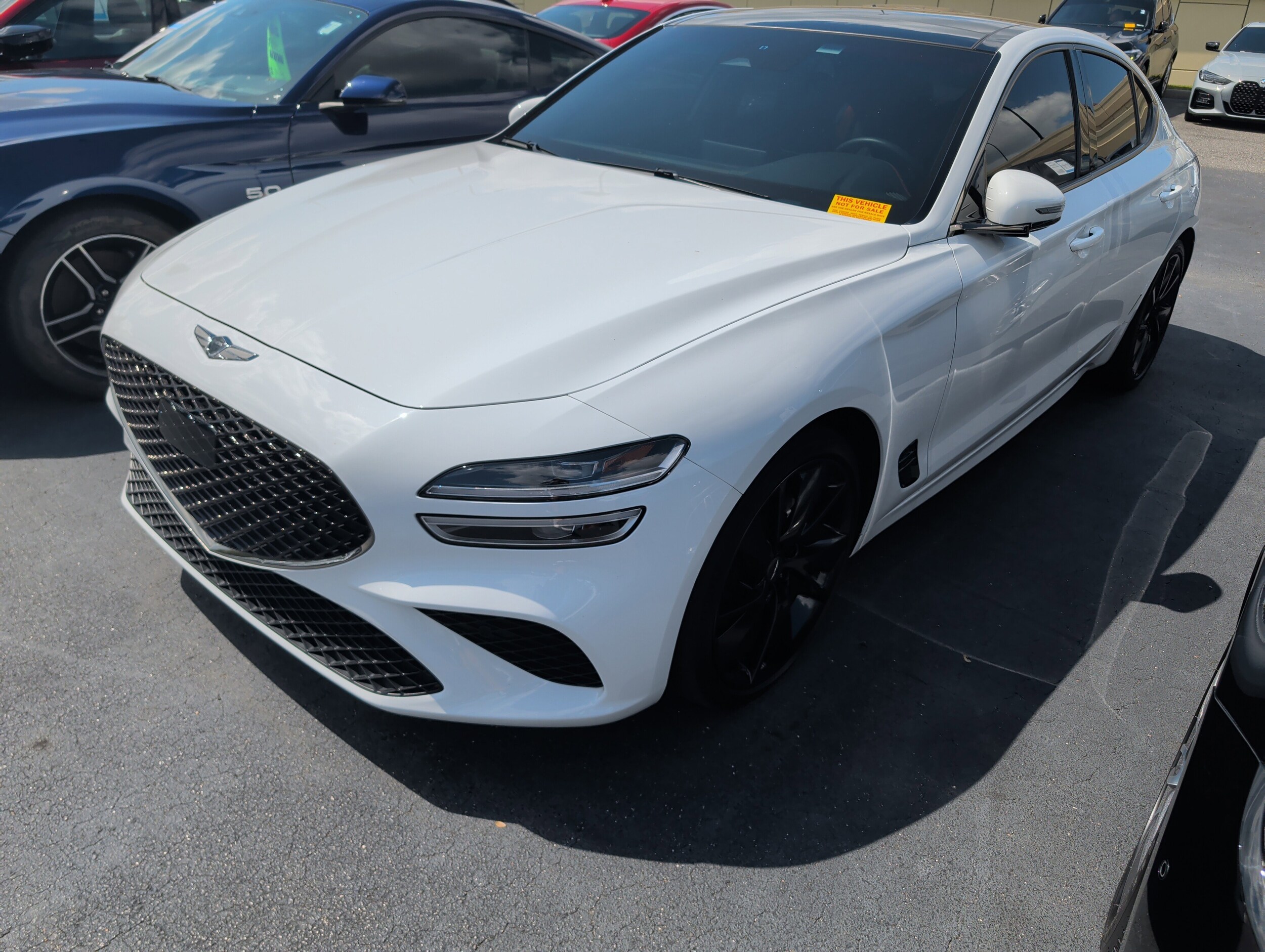 2023 Genesis G70 2.0T photo 3