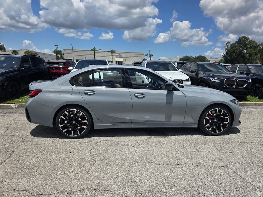 New 2026 BMW 330i Sedan
