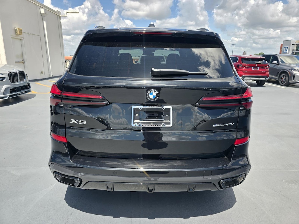 New 2026 BMW X5 sDrive40i SUV
