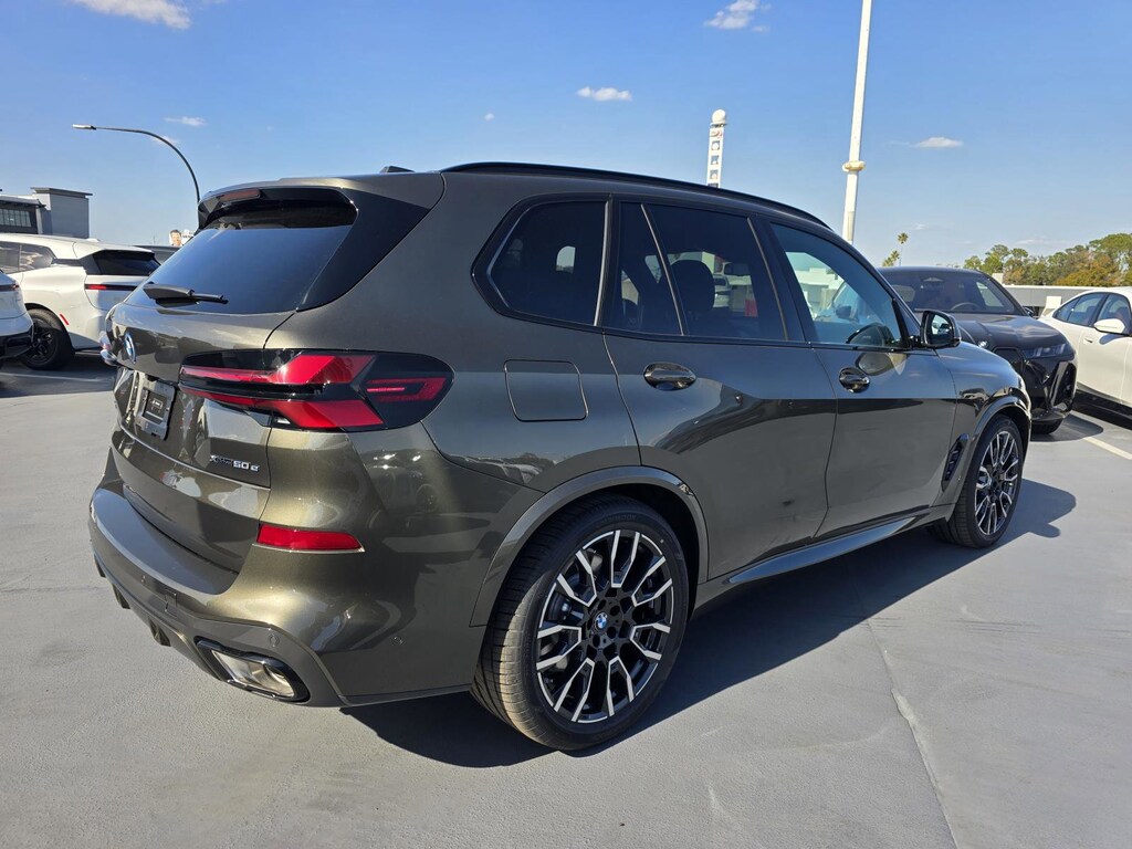 New 2026 BMW X5 PHEV xDrive50e SUV