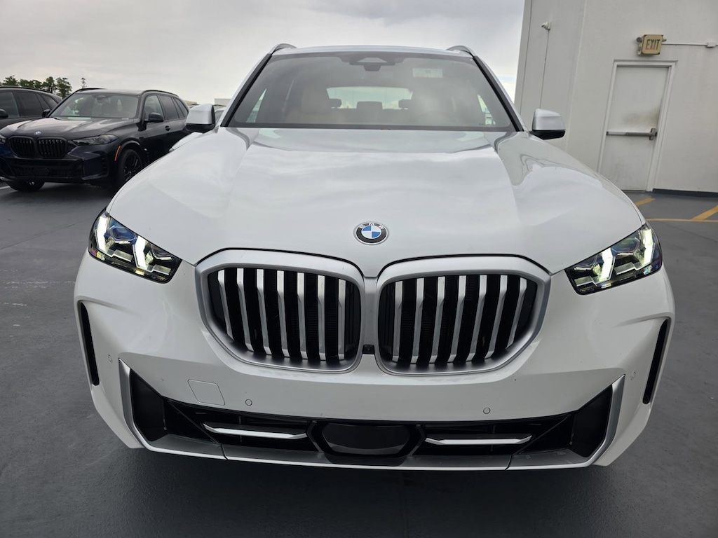 New 2026 BMW X5 sDrive40i SUV