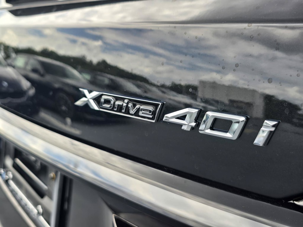 New 2027 BMW X7 xDrive40i SUV