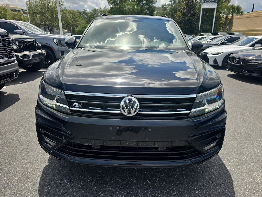 Used 2020 Volkswagen Tiguan SE R-Line Black 2.0T SE R-Line Black 4MOTION