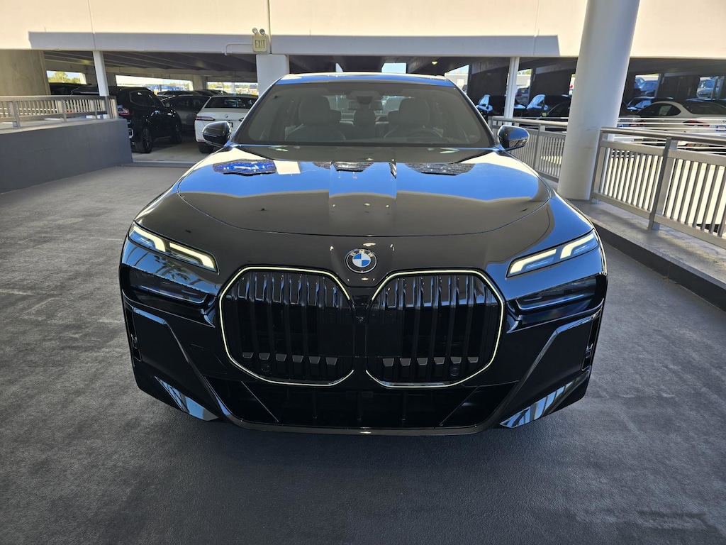 New 2025 BMW 760i xDrive Sedan