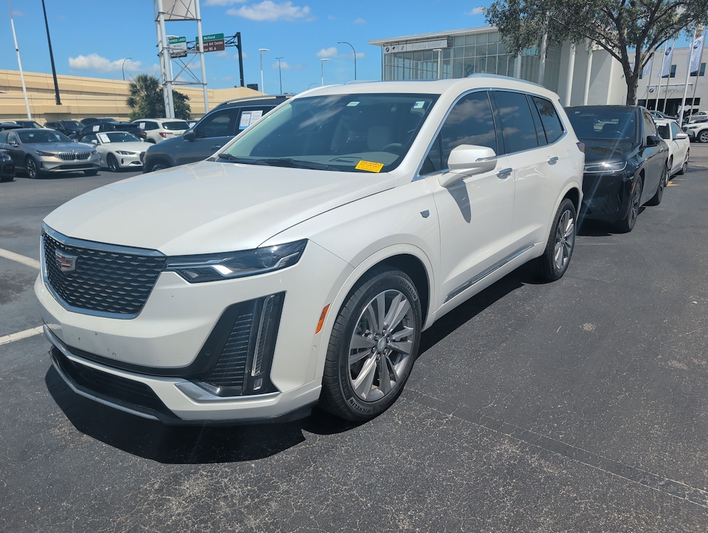 Used 2022 Cadillac XT6 Premium Luxury FWD Premium Luxury