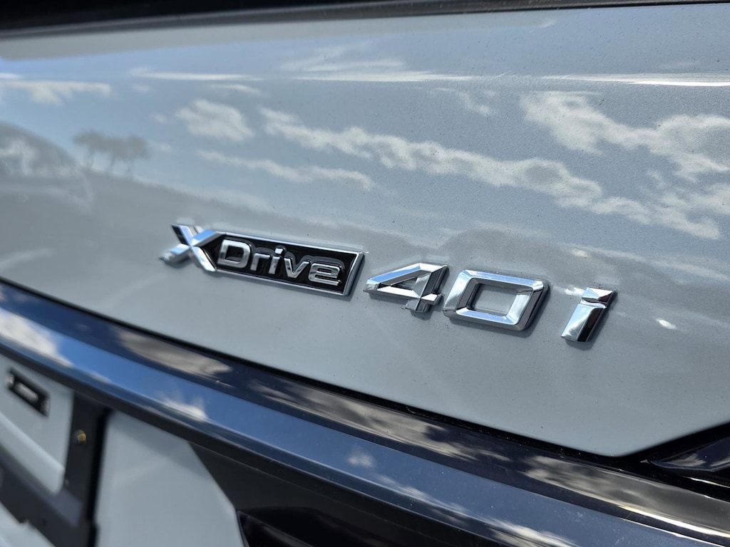 New 2026 BMW X7 xDrive40i SUV