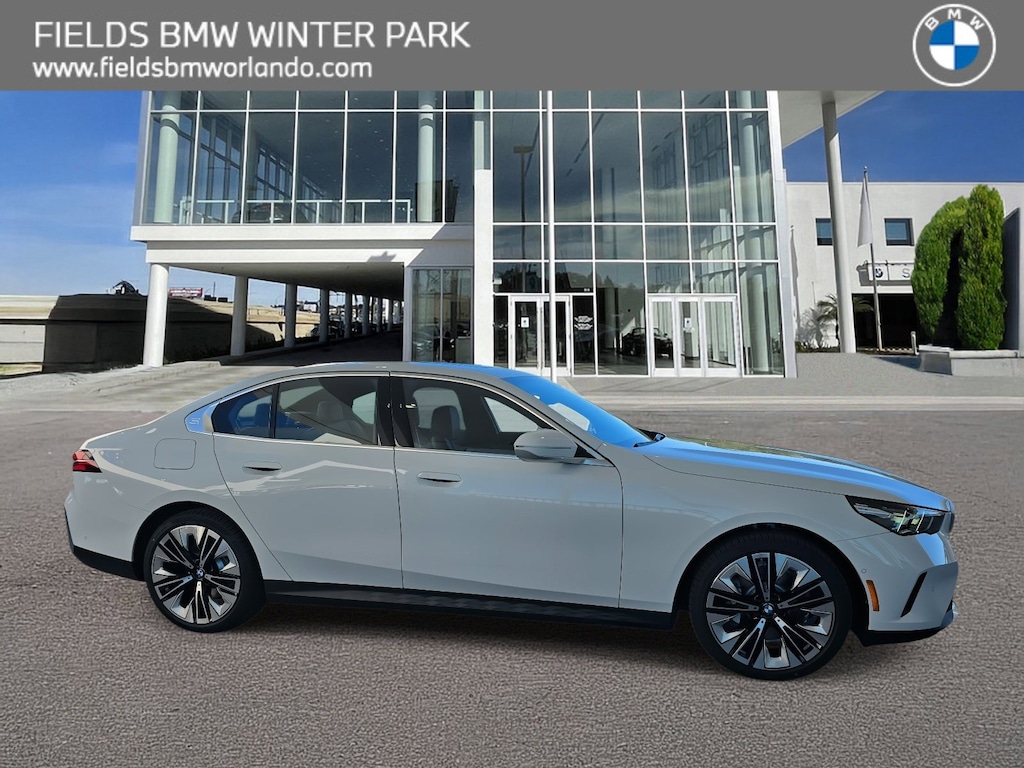 New 2026 BMW 530i Sedan