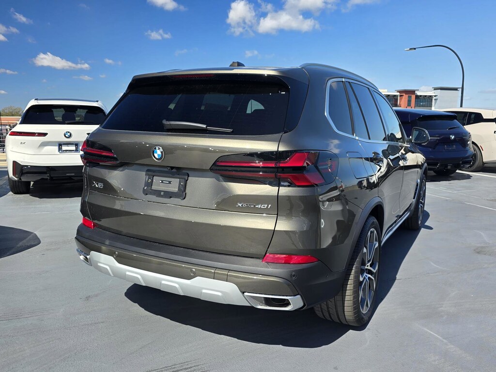 New 2026 BMW X5 xDrive40i SUV
