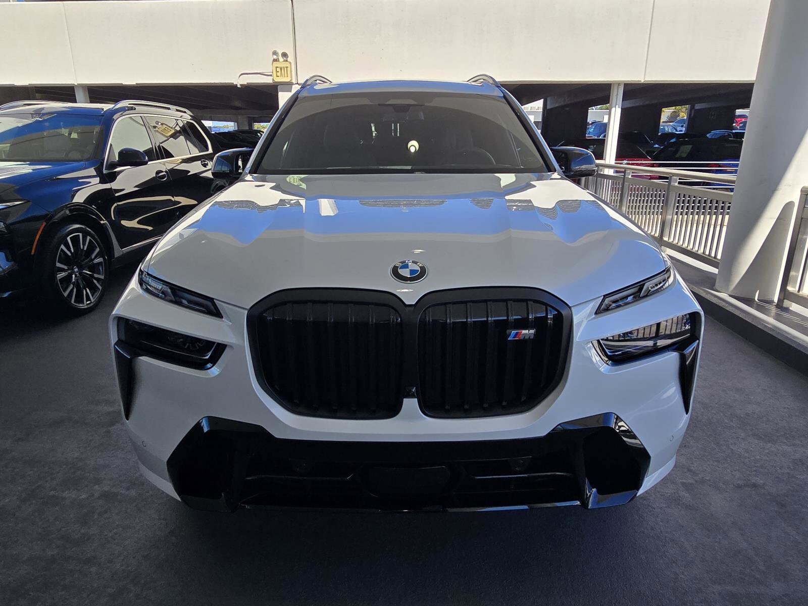 2026 Bmw X7 M60i photo 2