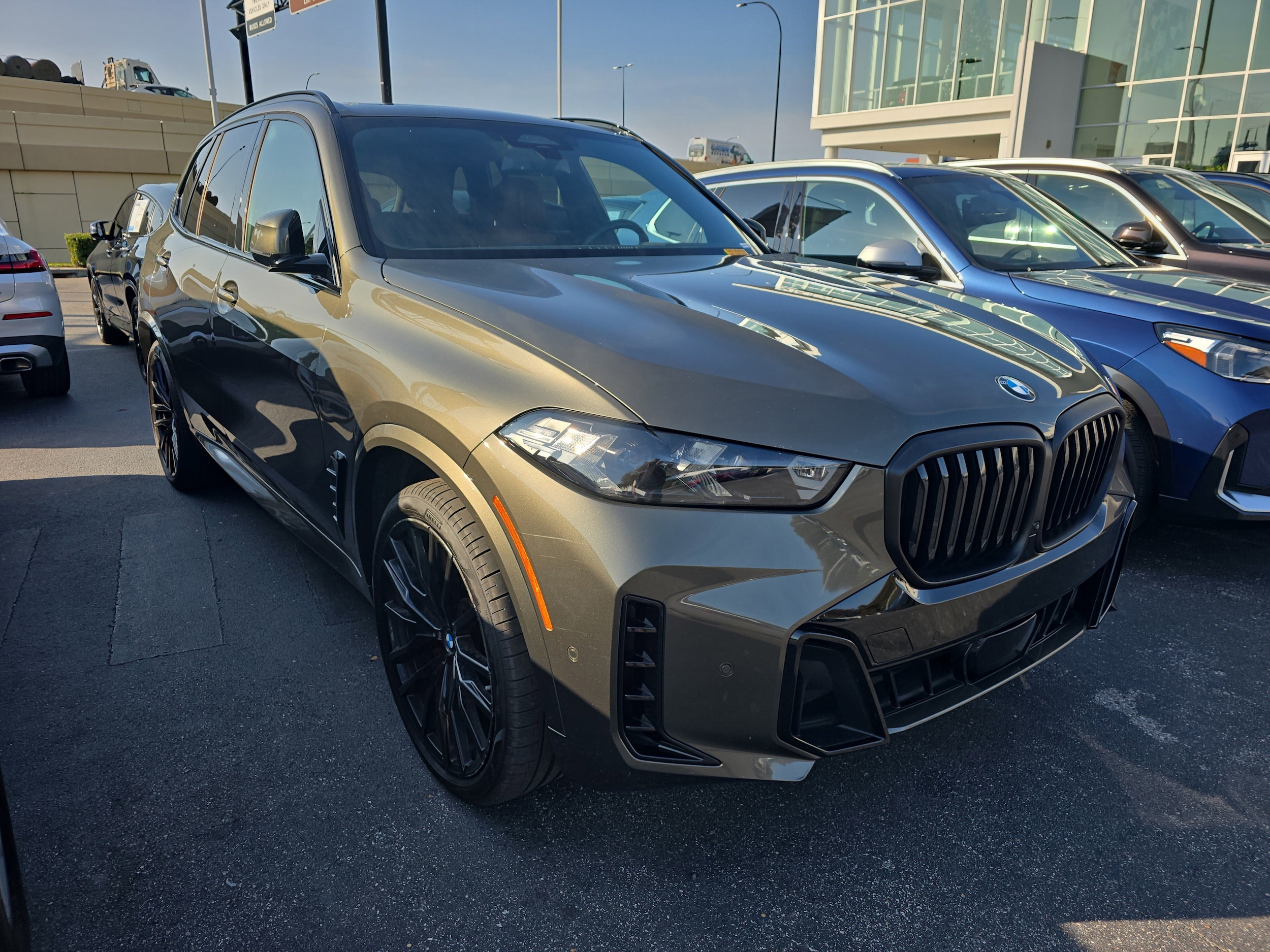 2024 BMW X5 40i's photo