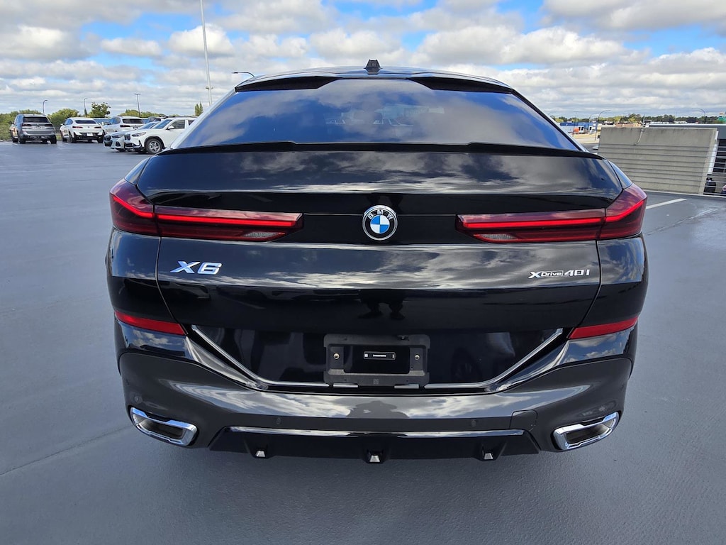 New 2026 BMW X6 xDrive40i SUV
