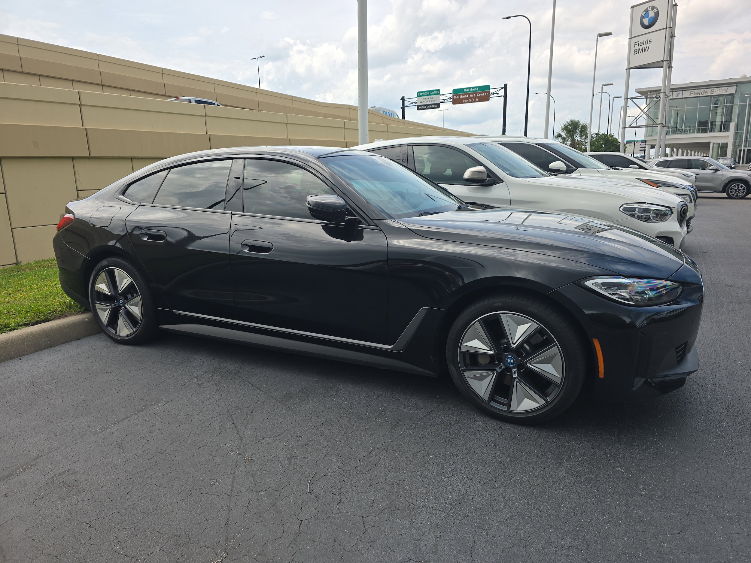 2023 BMW i4