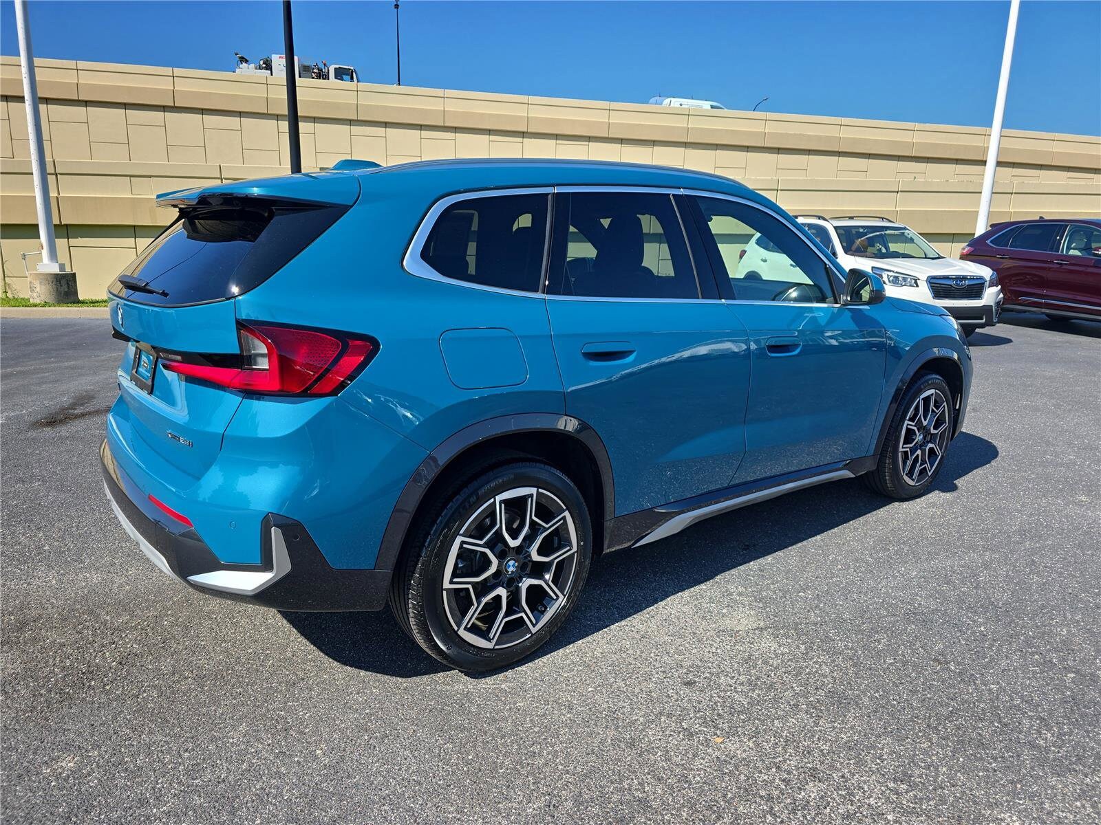 2025 Bmw X1 XDrive28i photo 2
