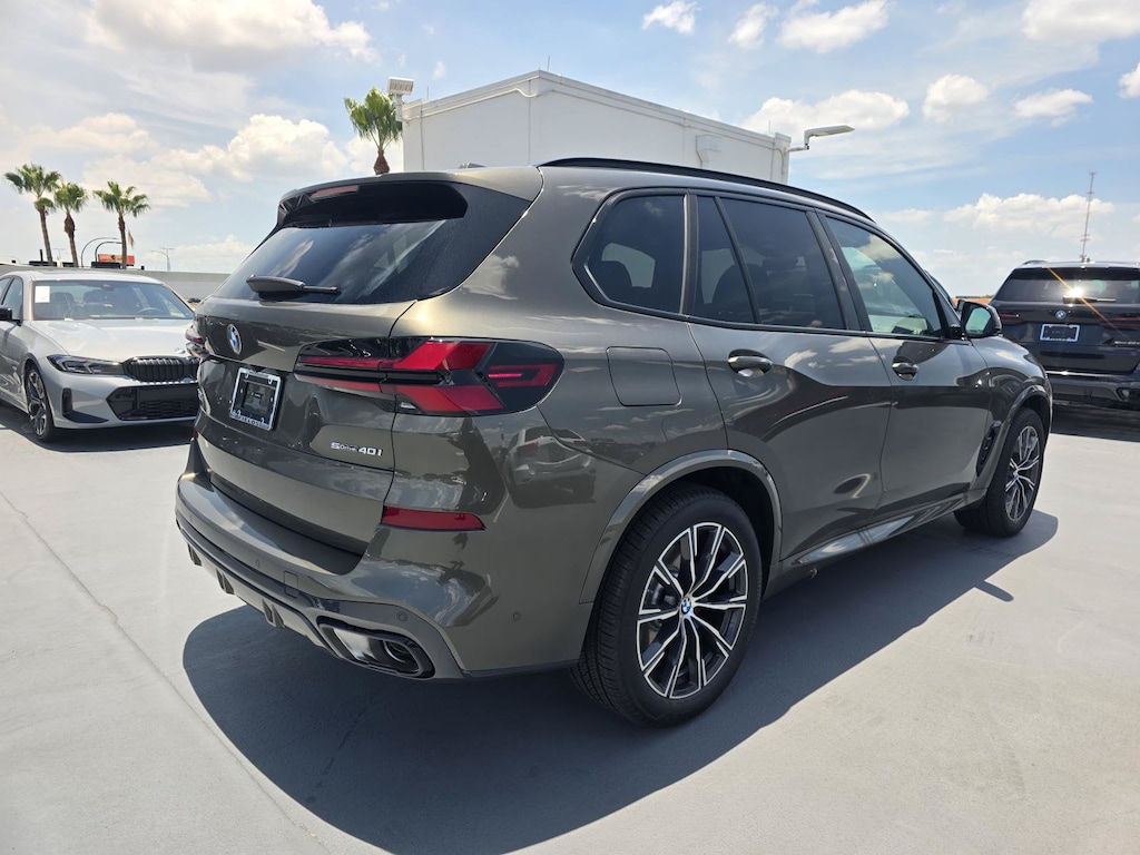 New 2026 BMW X5 sDrive40i SUV