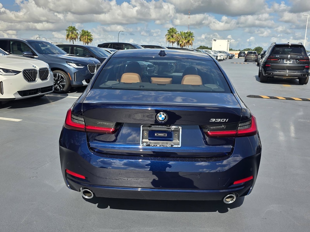 New 2026 BMW 330i Sedan