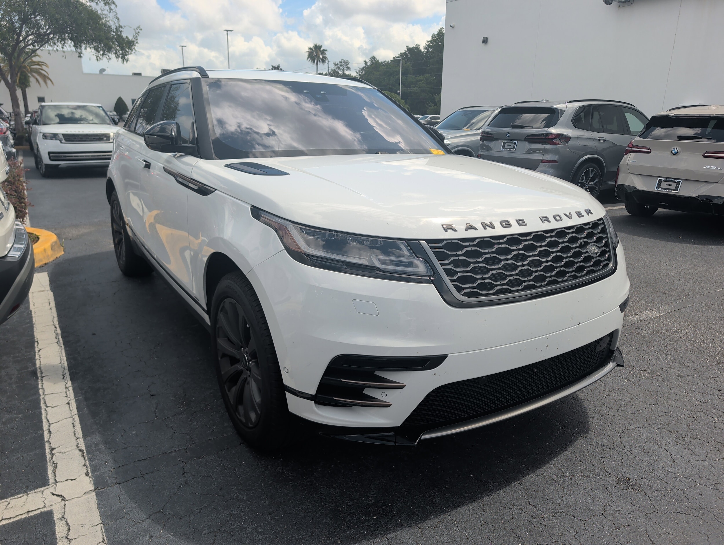 2019 Land Rover Range Rover Velar R-Dynamic SE Si4's photo